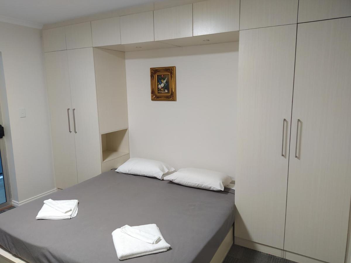 Regency Apartments Аделаида Экстерьер фото